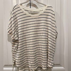 🔥🔥🔥 Maurice’s Striped Top-NWOT
